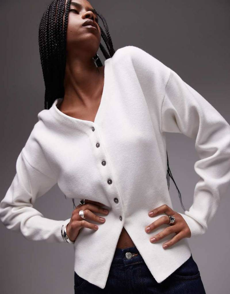 Topshop - Kompakte Longline-Strickjacke in Elfenbein mit figurbetontem Schnitt und V-Ausschnitt-Weiß von Topshop