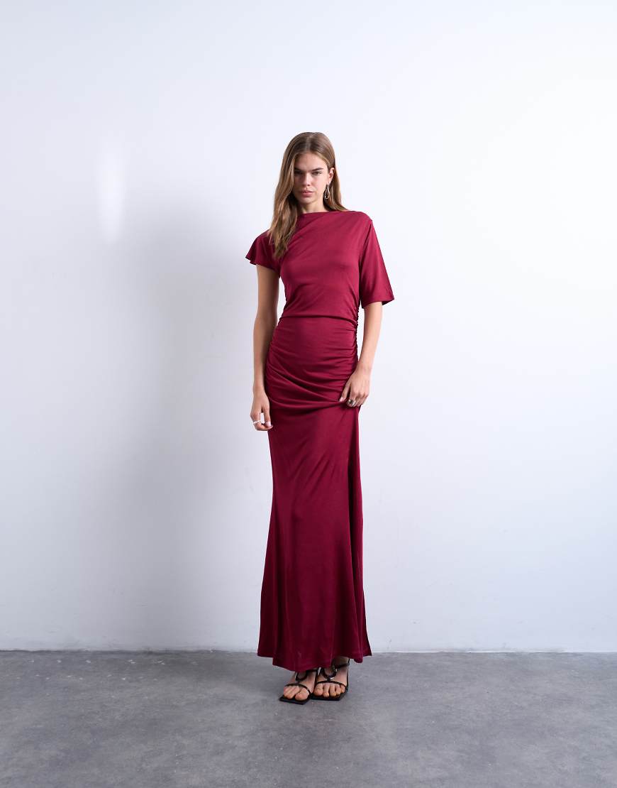 Topshop - Kurzärmliges, asymmetrisches, geschmeidiges Maxikleid in Rot von Topshop