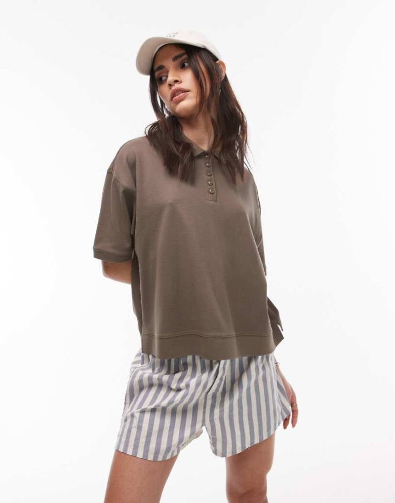 Topshop - Kurzärmliges, kastiges Polohemd in Khaki-Grün von Topshop