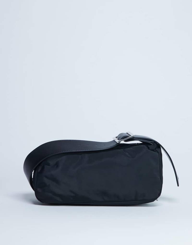 Topshop - Kylie - Umhängetasche aus Nylon in Schwarz mit kontrastierendem Riemen von Topshop