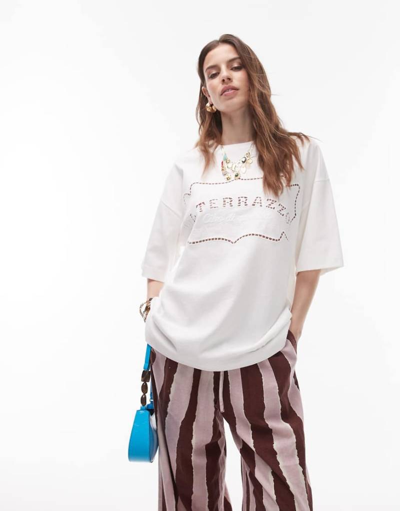 Topshop - La Terezza - Oversize-T-Shirt in Weiß mit Lochmuster von Topshop
