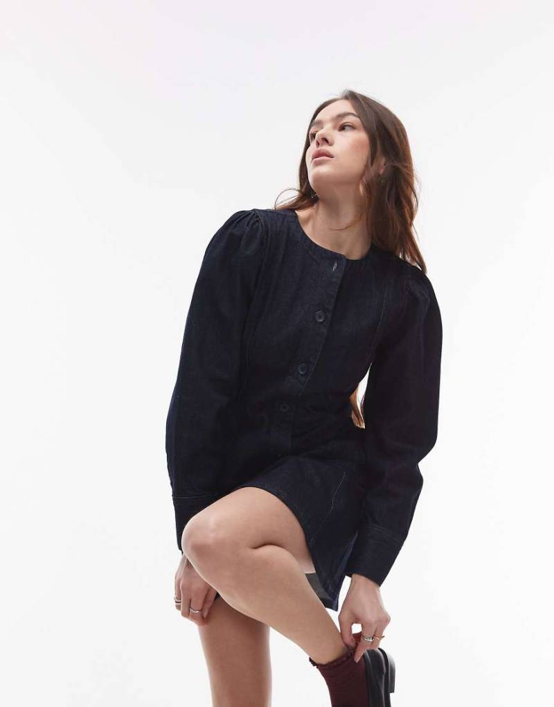 Topshop - Langärmliges Denim-Oberteil in Indigoblau mit Knopfleiste Topshop - Langärmliges Denim-Oberteil in Indigoblau mit Knopfleiste von Topshop