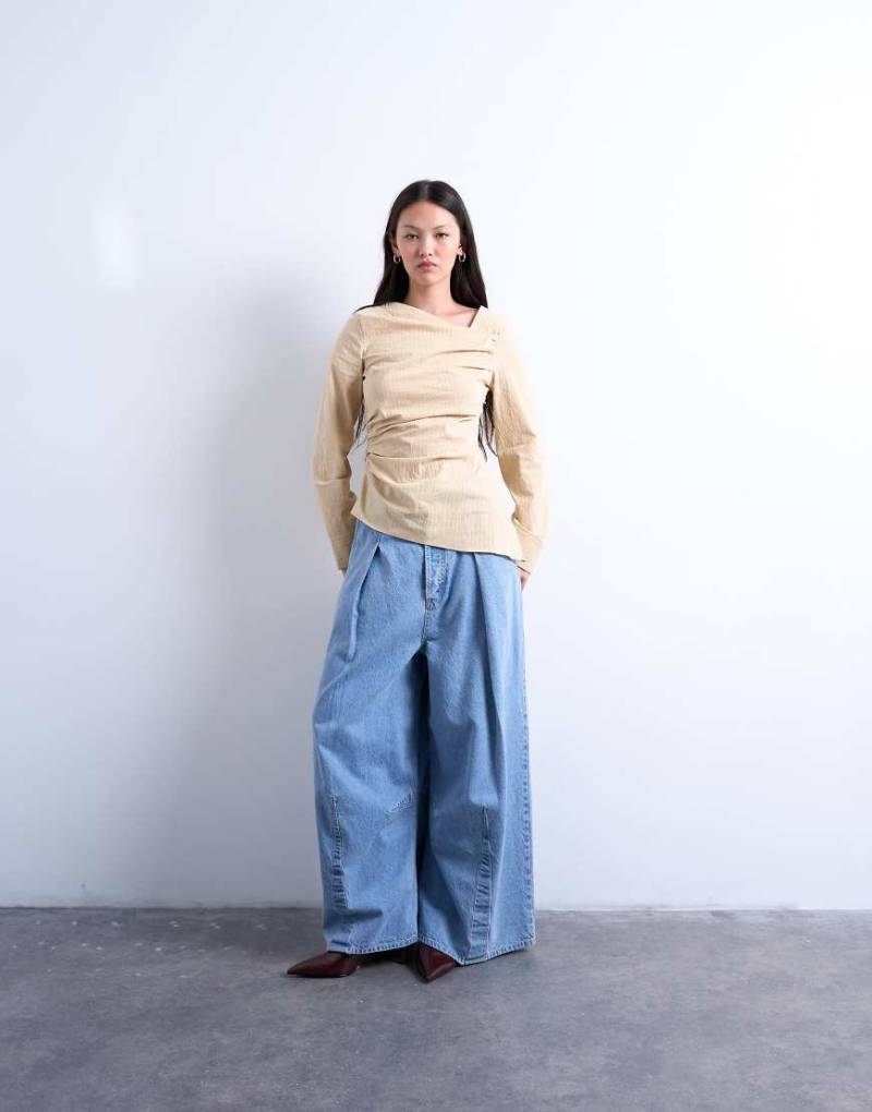 Topshop - Langärmliges Oberteil in gestreiftem Gelb mit drapiertem Ausschnitt von Topshop