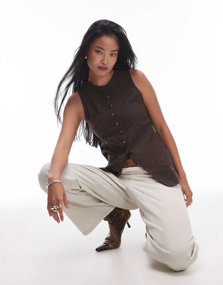 Topshop - Langes Westen-Top in Braun mit Zickzackmuster und Taschen von Topshop