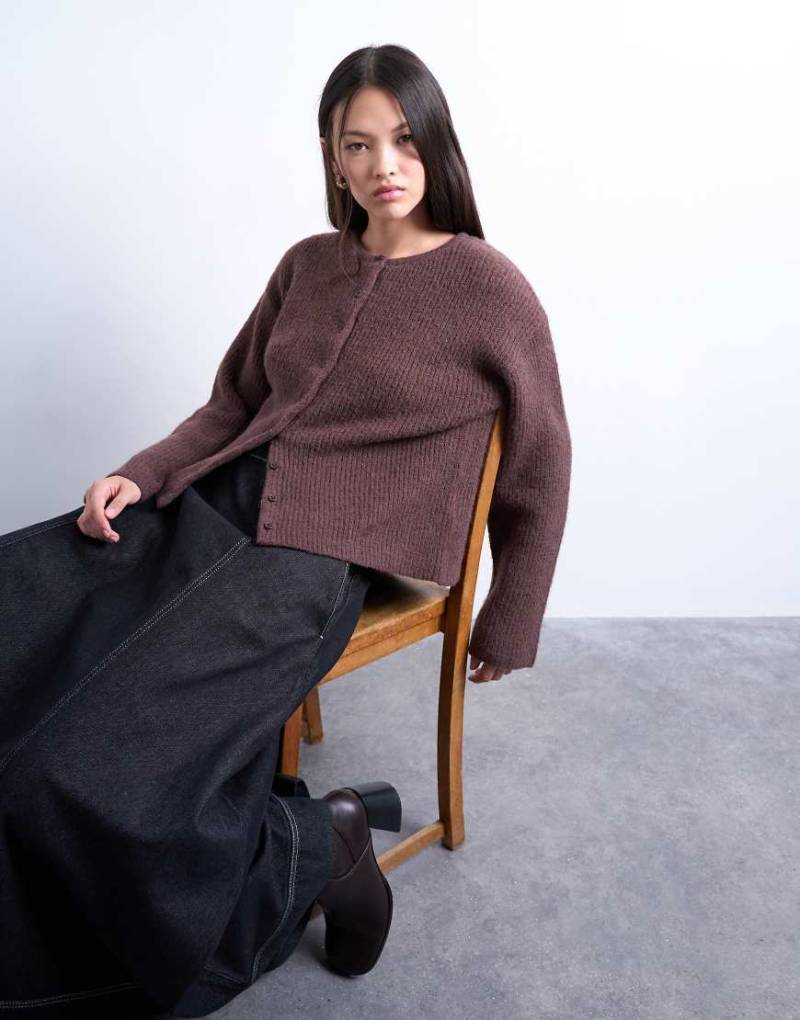 Topshop - Locker geschnittene, lässige Strickjacke in Schokobraun mit Rippmuster-Brown von Topshop