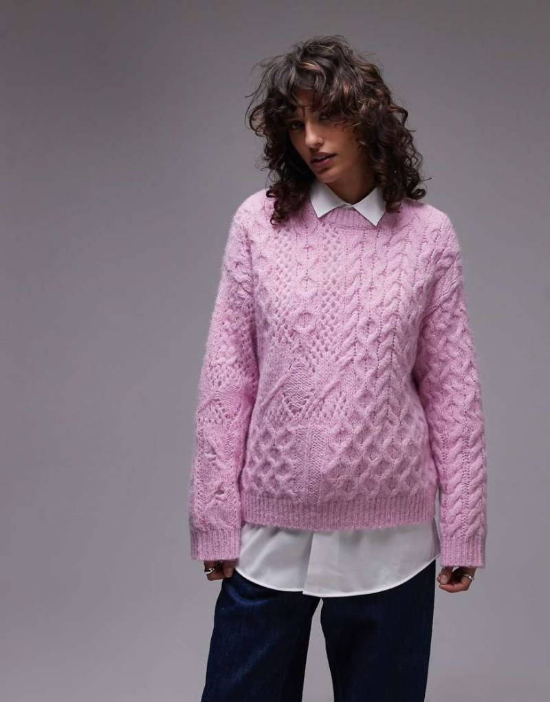 Topshop - Locker geschnittener Strickpullover in Rosa mit luftigem Zopfmuster von Topshop