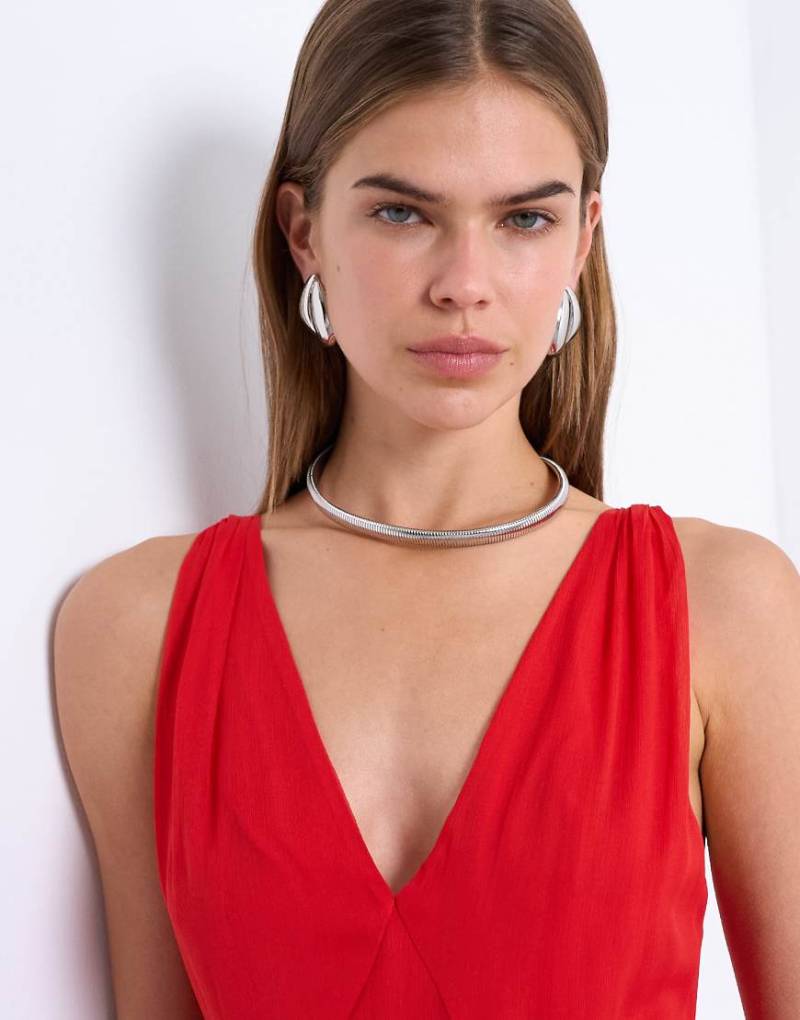 Topshop - Matty - Silberfarbene Halskette aus wasserfestem Edelstahl Topshop - Matty - Silberfarbene Halskette aus wasserfestem Edelstahl von Topshop