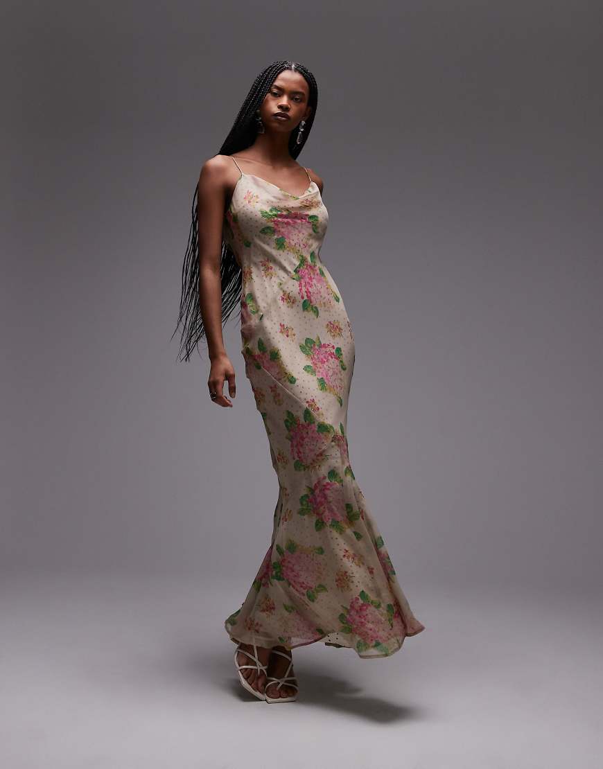 Topshop - Maxikleid aus bedrucktem doppellagigem Satin und Chiffon in Elfenbein mit Rosenmuster in Rosa-Bunt Topshop - Maxikleid aus bedrucktem doppellagigem Satin und Chiffon in Elfenbein mit Rosenmuster in Rosa-Bunt von Topshop