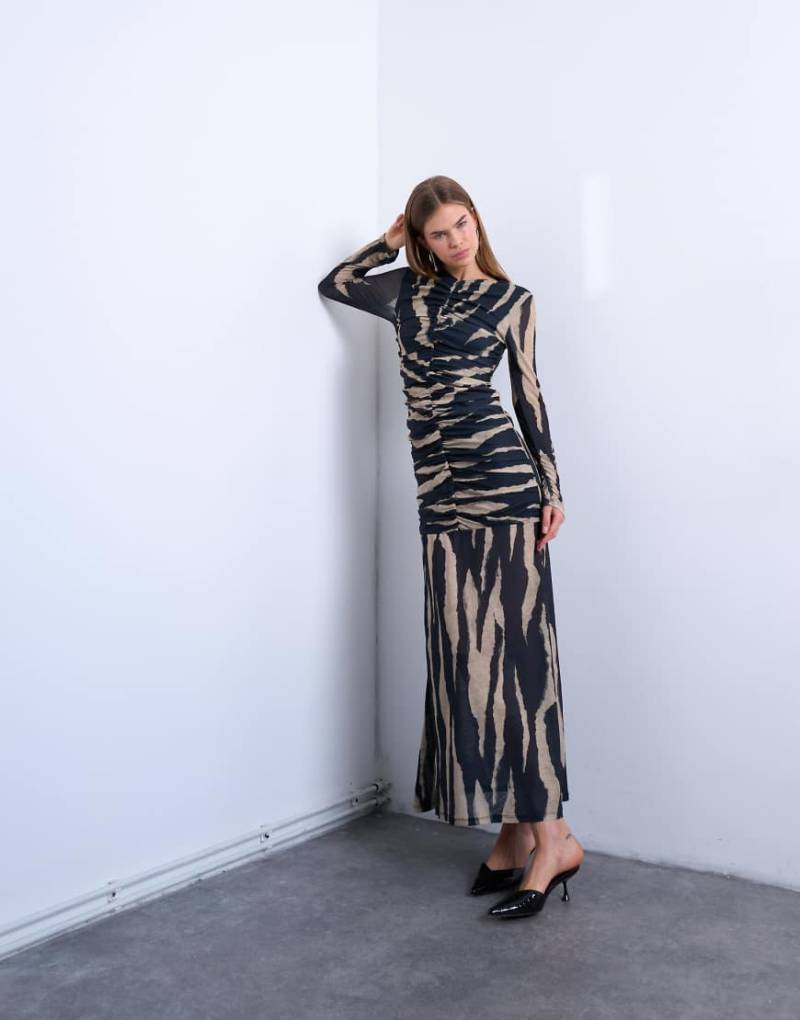 Topshop - Maxikleid mit geraffter Vorderseite, tiefer Taille und großem Animalprint-Bunt von Topshop
