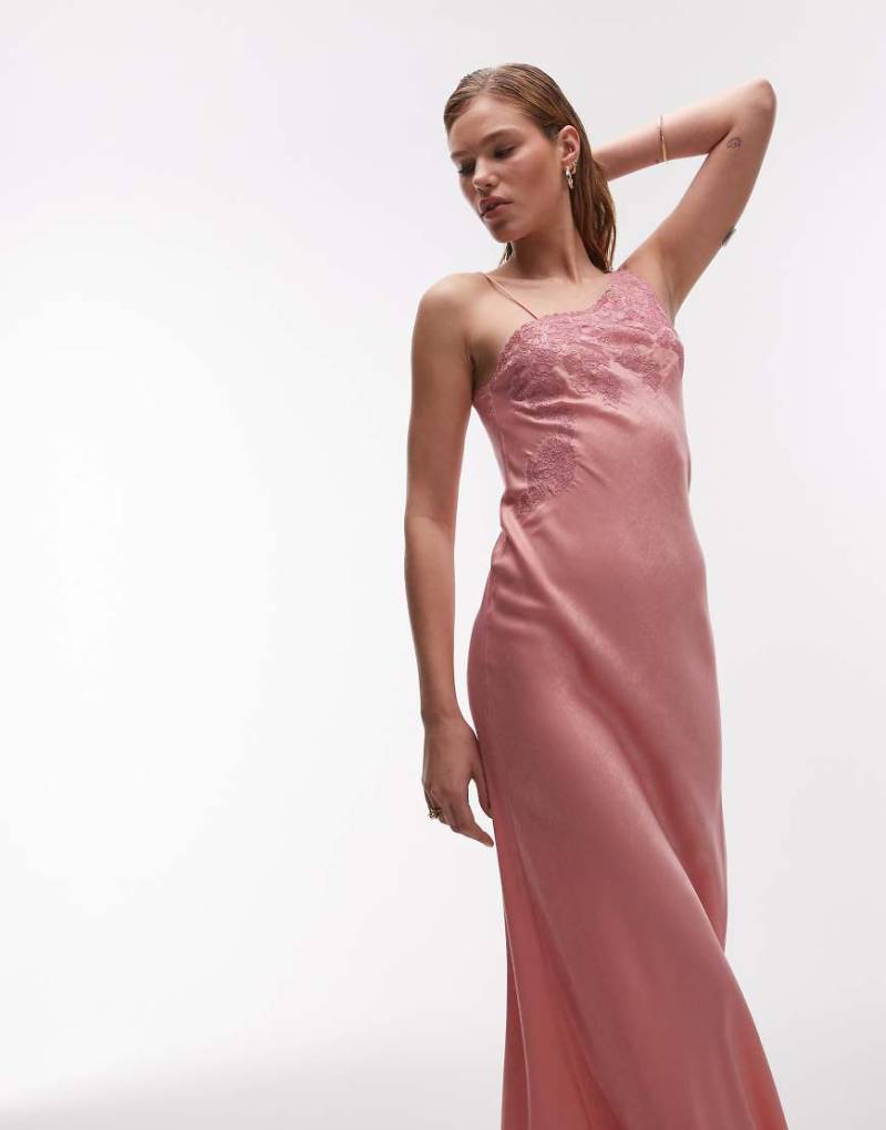 Topshop - Maxikleid in Rosa mit One-Shoulder-Träger und Spitzenverzierung mit Lochmuster von Topshop