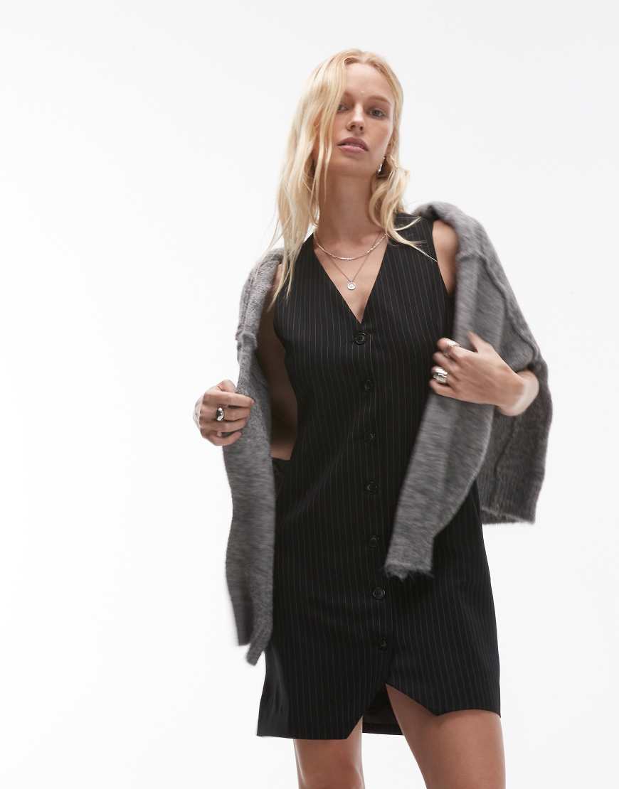 Topshop - Mini-Westenkleid in Schwarz und Weiß mit Jacquard-Nadelstreifen von Topshop