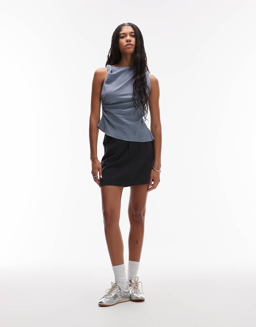Topshop - Minirock aus superweichem Cupro in Schwarz Topshop - Minirock aus superweichem Cupro in Schwarz von Topshop