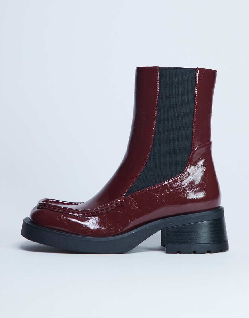 Topshop - Narla - Chelsea-Stiefel in Burgunderrot mit eckiger Zehenpartie von Topshop