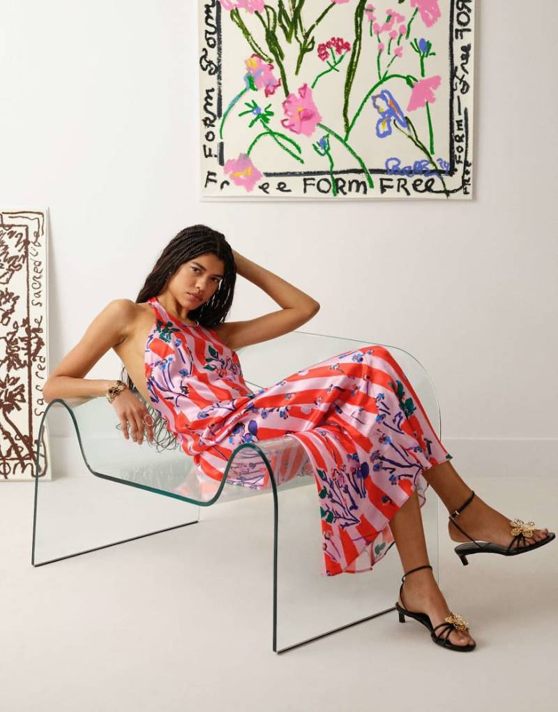 Topshop - Neckholder-Kleid aus Satin in rosa und roten Bradley-Streifen von Topshop