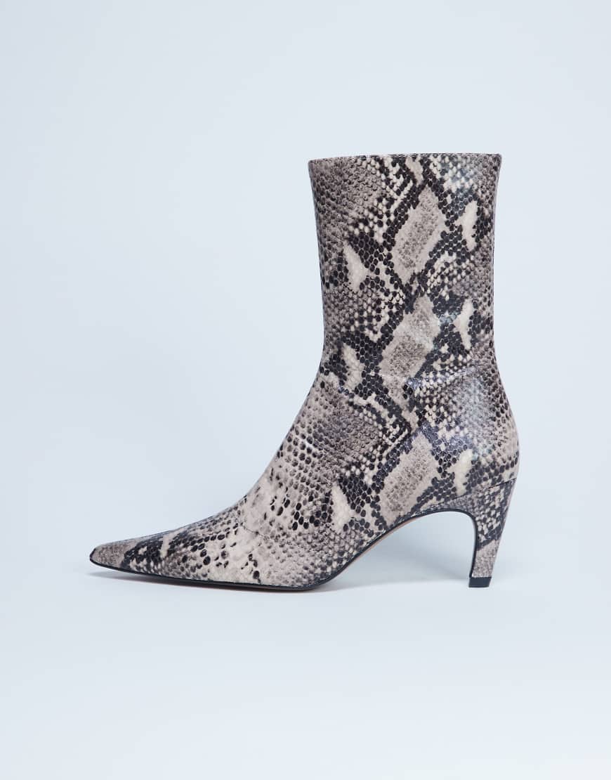 Topshop - Neeve - Ankle-Boots aus hochwertigem Leder mit Schlangenprint und hohem Absatz-Bunt von Topshop