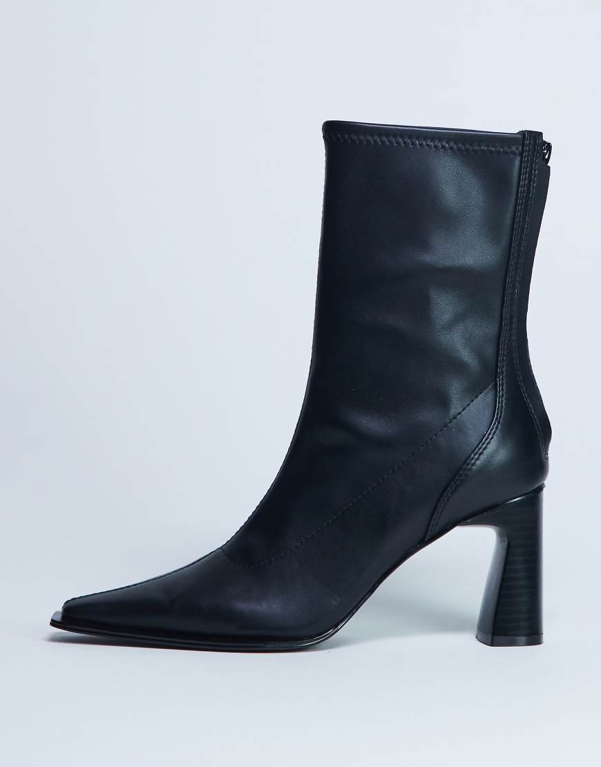 Topshop - Nicky - Stiefeletten in Karreeform in Schwarz von Topshop