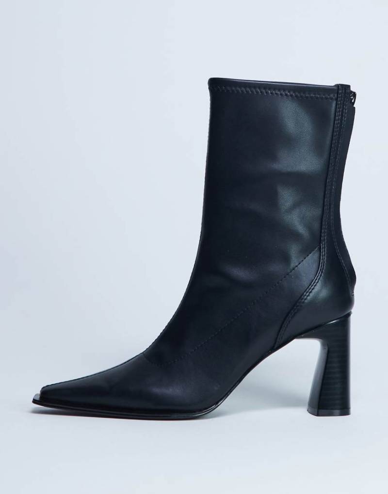 Topshop - Nicky - Stiefeletten in Karreeform in Schwarz von Topshop