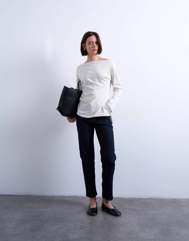 Topshop - Orson - Comfort Straight Jeans in Indigo-Rinse mit mittelhohem Bund-Blau von Topshop