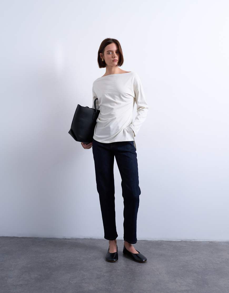 Topshop - Orson - Comfort Straight Jeans in Indigo-Rinse mit mittelhohem Bund-Blau von Topshop