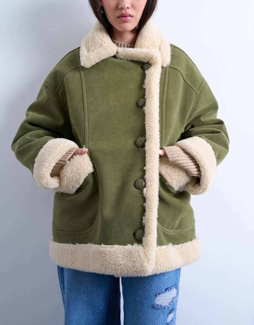 Topshop - Oversize-Car-Coat aus Wildlederimitat in Olivgrün mit Abschlüssen aus Lammfellimitat-Schwarz von Topshop