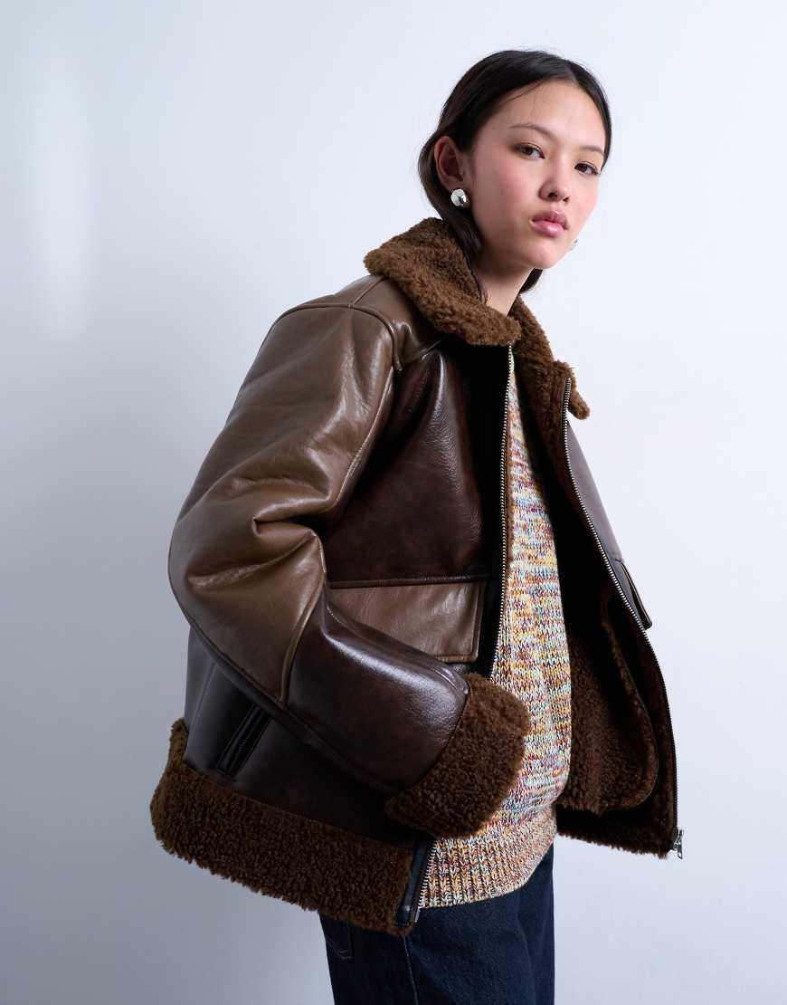 Topshop - Patchwork-Jacke aus Kunstleder in Braun mit Lammfellimitat-Brown Topshop - Patchwork-Jacke aus Kunstleder in Braun mit Lammfellimitat-Brown von Topshop