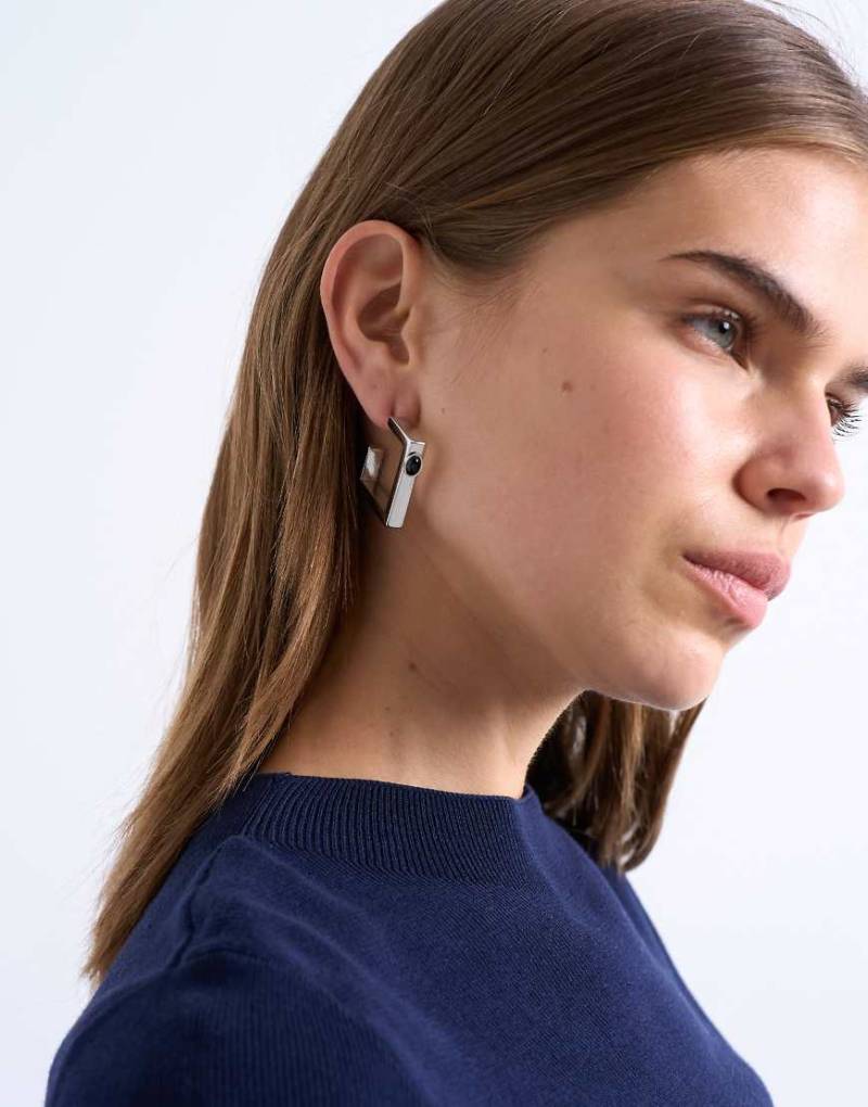 Topshop - Perry - Eckige Creolen aus wasserfestem Edelstahl in Silberoptik mit schwarzem Schmuckstein von Topshop