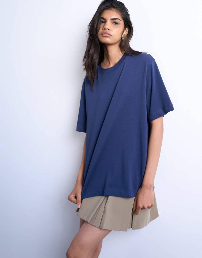 Topshop - Premium - Kurzärmliges Basic-T-Shirt in Marineblau Topshop - Premium - Kurzärmliges Basic-T-Shirt in Marineblau von Topshop