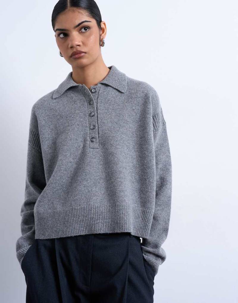 Topshop - Premium - Polo-Strickpullover aus 100% Lammwolle in Grau von Topshop