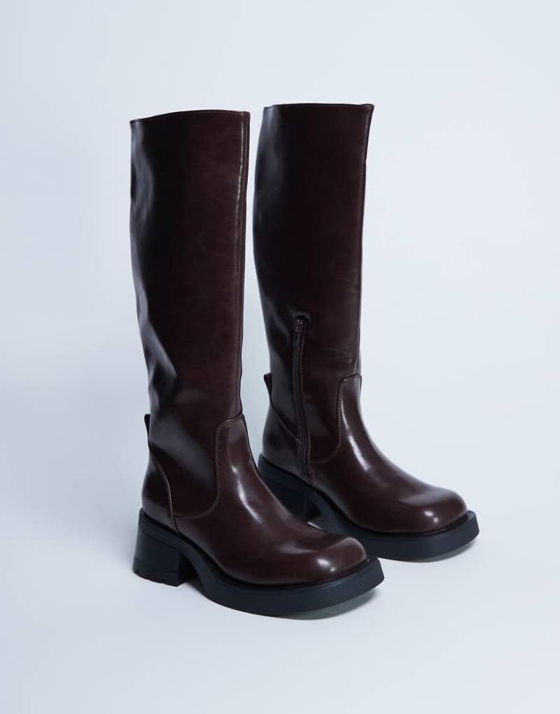 Topshop - Rachel - Kniehohe Stiefel in Schokobraun mit Absatz und dicker Sohle-Brown von Topshop