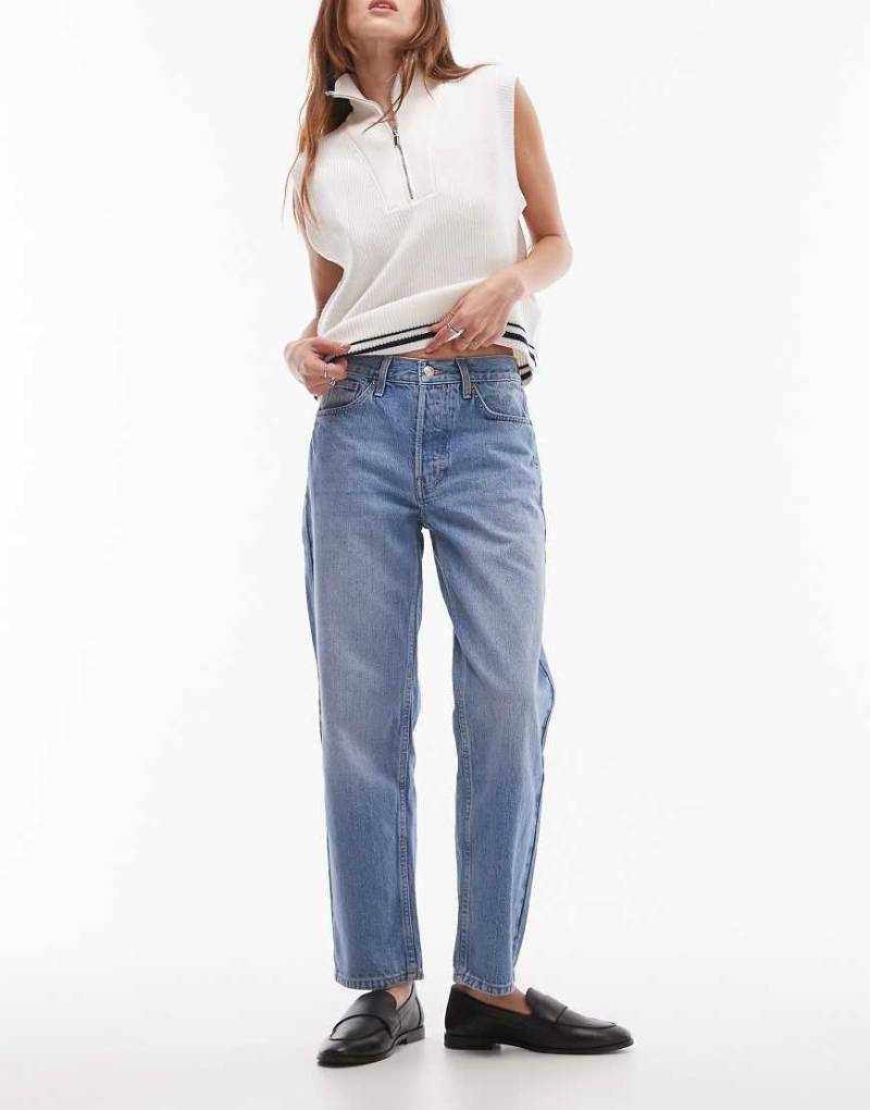 Topshop - Runway - Verkürzte Straight Jeans in Bleach-Waschung mit mittelhohem Bund-Blau von Topshop