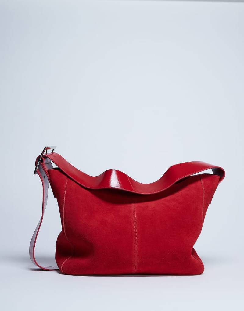 Topshop - Sade - Premium - Beuteltasche in Rot aus echtem Wildleder von Topshop