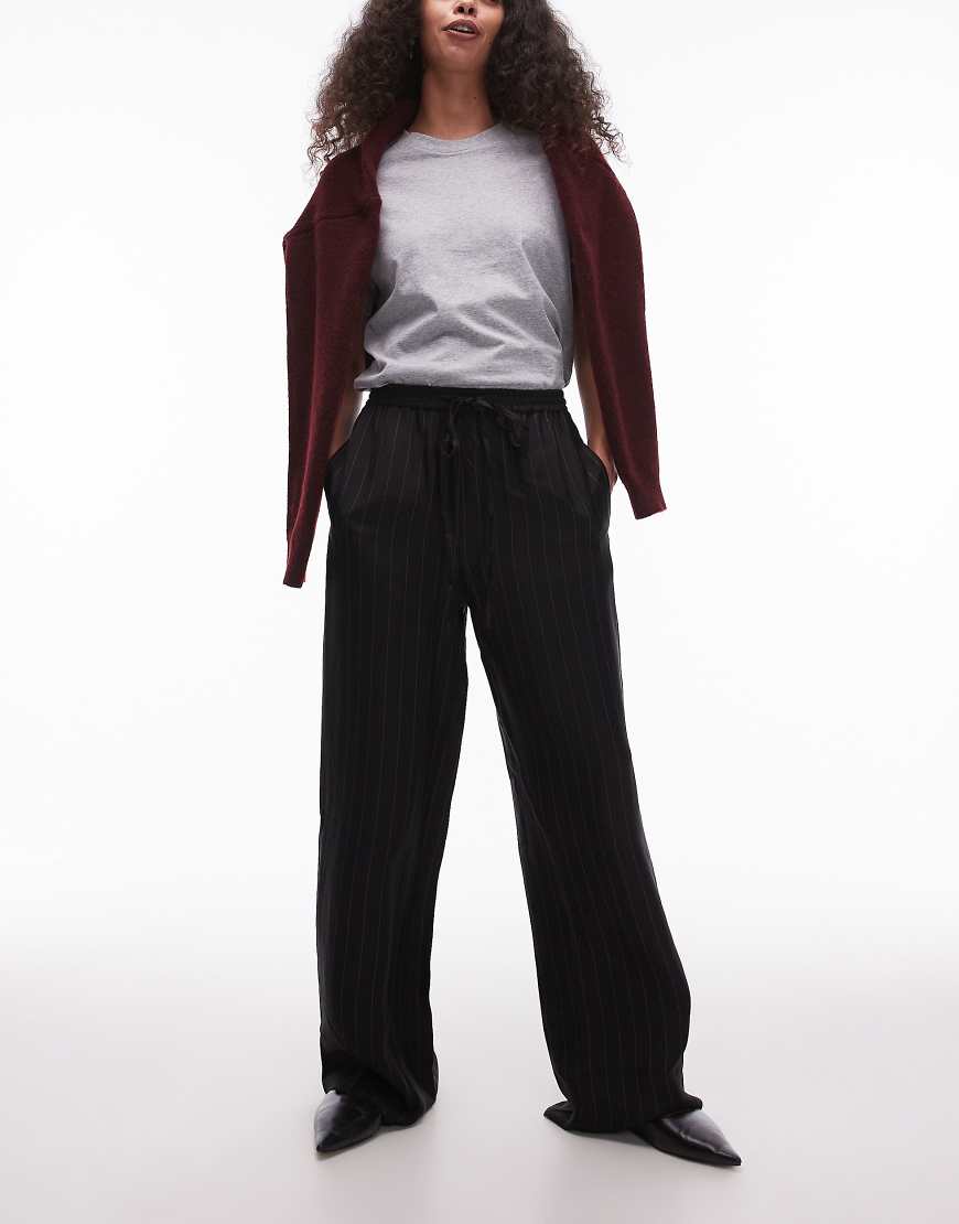Topshop - Satinhose in Schwarz mit Kordelzugbund und Nadelstreifen von Topshop