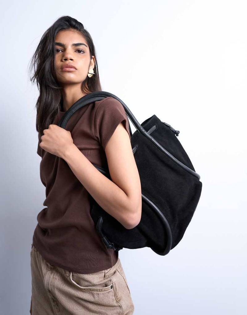 Topshop - Sena - Schultertasche aus echtem Wildleder in Schwarz-Rot von Topshop