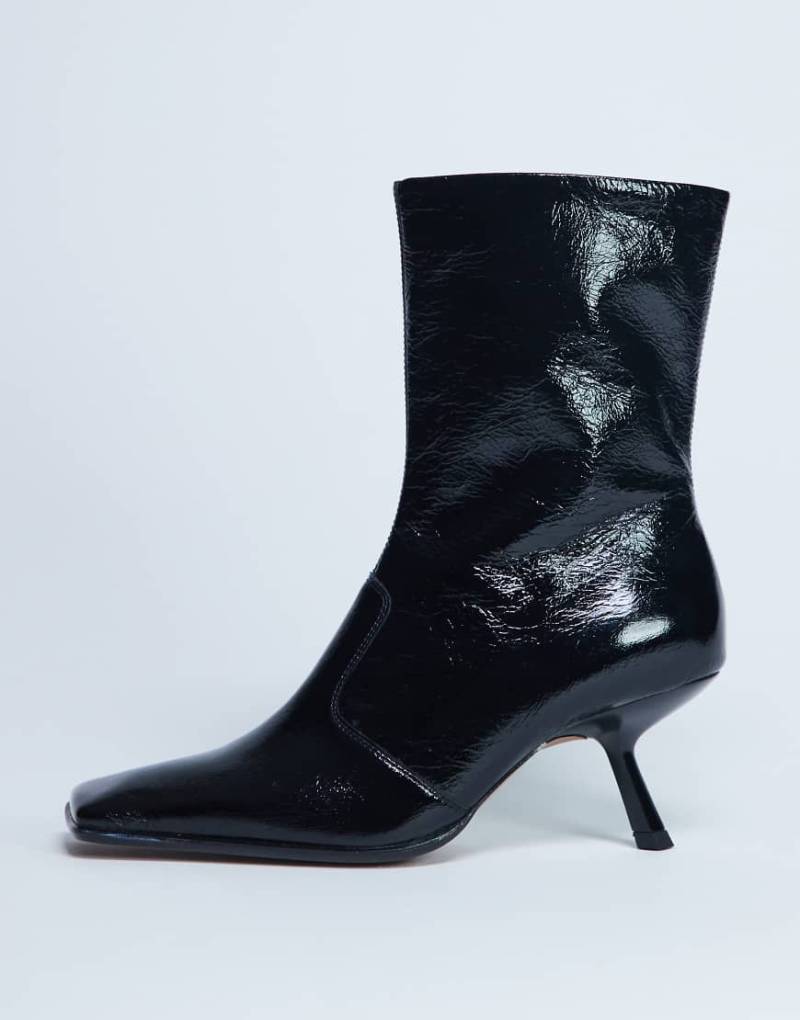 Topshop - Sienna Premium - Lederstiefel in Schwarz mit eckiger Zehenpartie und mittelhohem Absatz von Topshop