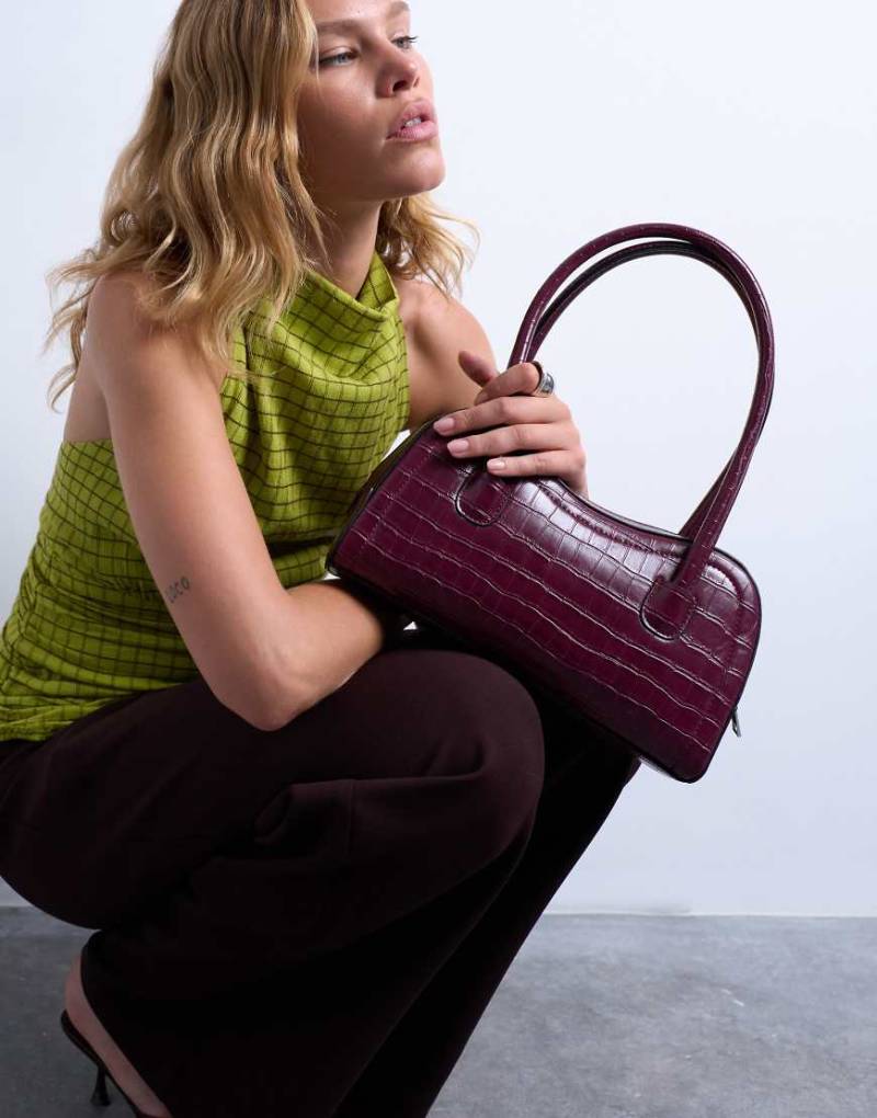 Topshop - Simba - Strukturierte Schultertasche in Burgunderrot mit Kroko-Optik von Topshop