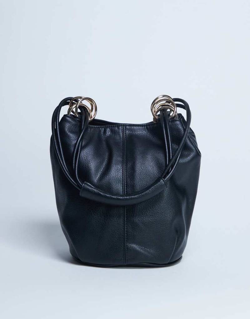 Topshop - Steffie - Schultertasche in Schwarz mit Ringdetail von Topshop