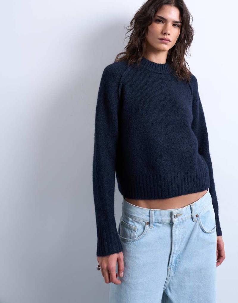 Topshop - Strickpullover in Marineblau mit Raglanärmeln und sichtbaren Nähten von Topshop