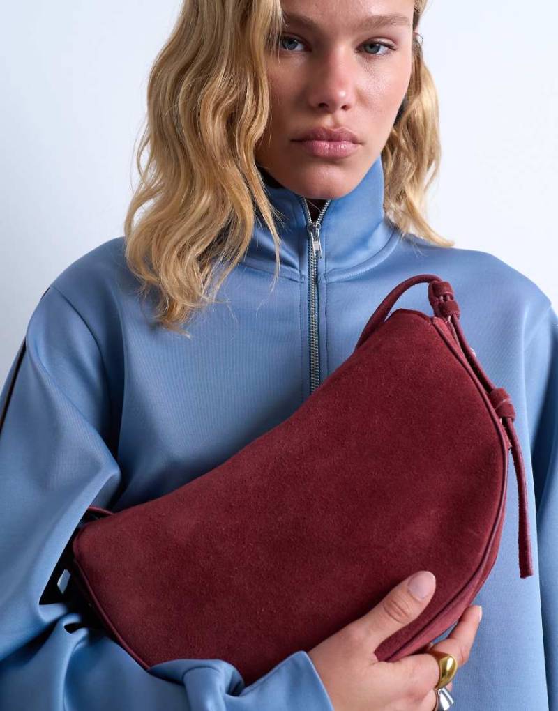 Topshop - Sunday - Schultertasche aus Wildleder in Rot von Topshop