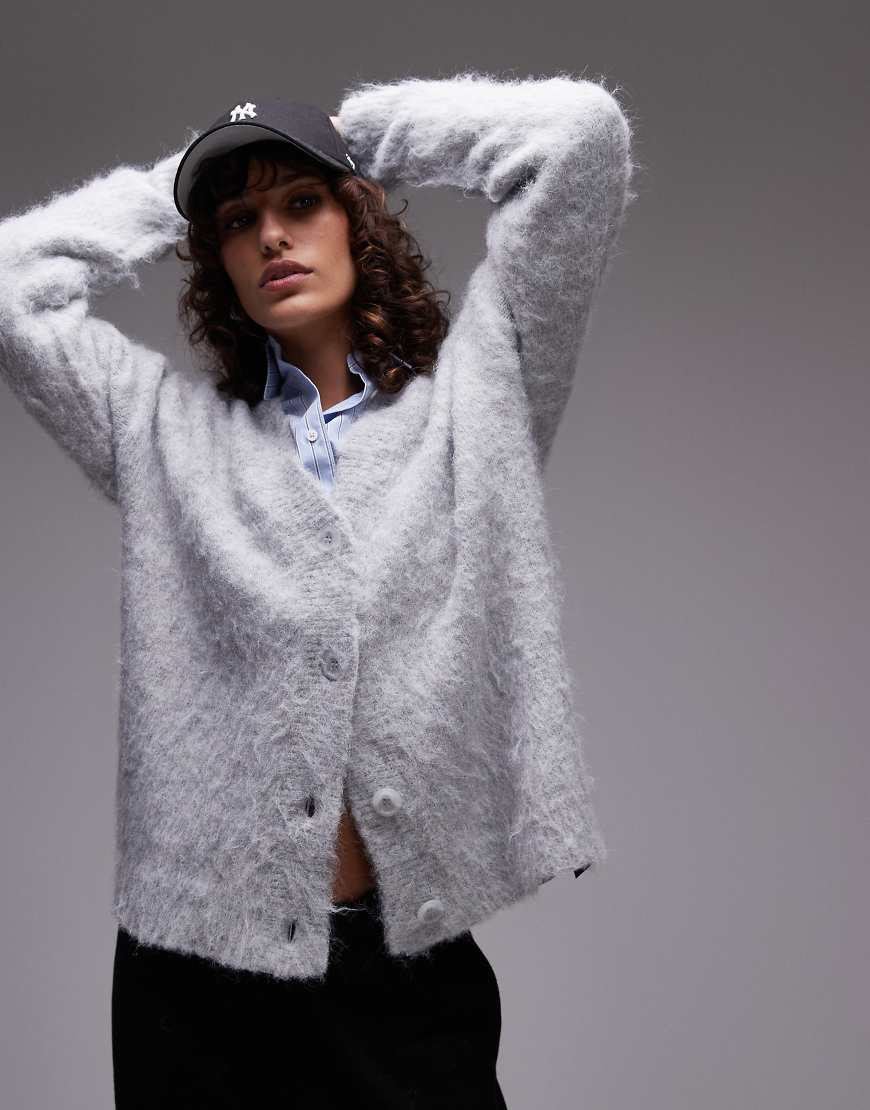Topshop - Superflauschige Oversize-Strickjacke in Grau Topshop - Superflauschige Oversize-Strickjacke in Grau von Topshop
