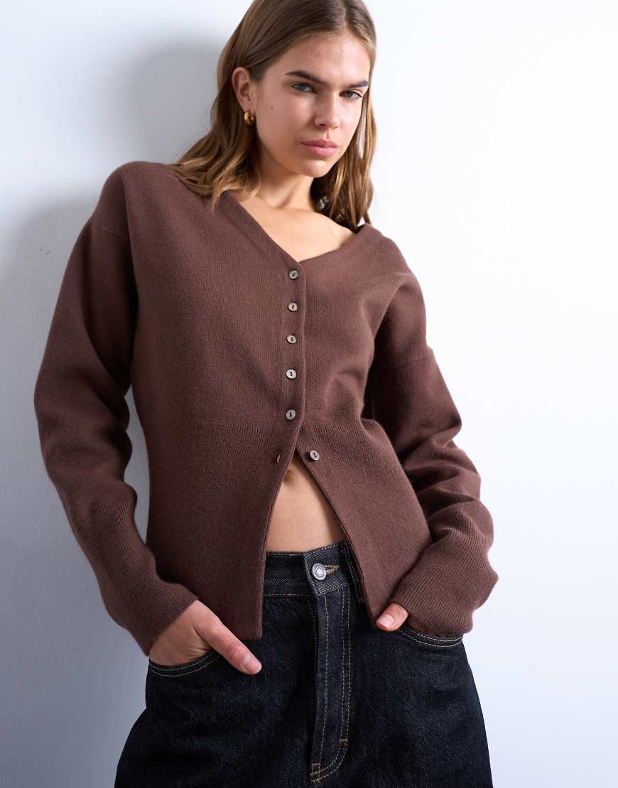 Topshop - Taillierte Longline-Strickjacke aus Kompaktstrick in Schokobraun mit V-Ausschnitt-Brown von Topshop