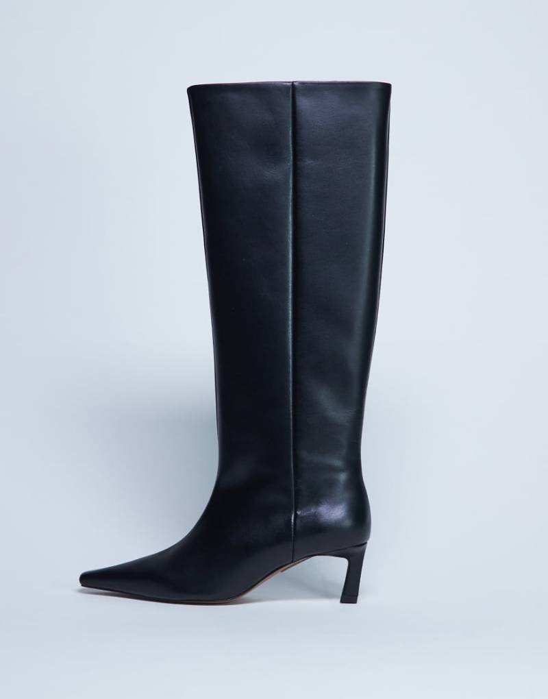 Topshop - Taz - Kniehohe Stiefel aus hochwertigem Echtleder in Schwarz mit Absatz von Topshop
