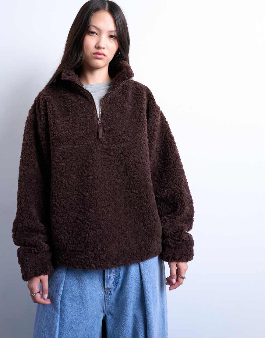 Topshop - Teddyfell-Oberteil in Dunkelbraun mit kurzem Reißverschluss-Brown Topshop - Teddyfell-Oberteil in Dunkelbraun mit kurzem Reißverschluss-Brown von Topshop