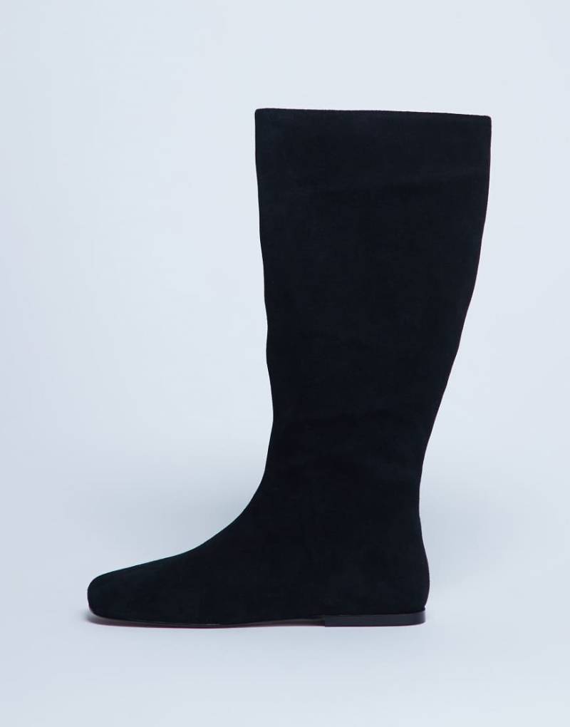 Topshop - Tess - Flache, kniehohe Stiefel aus echtem Wildleder in Schwarz Topshop - Tess - Flache, kniehohe Stiefel aus echtem Wildleder in Schwarz von Topshop