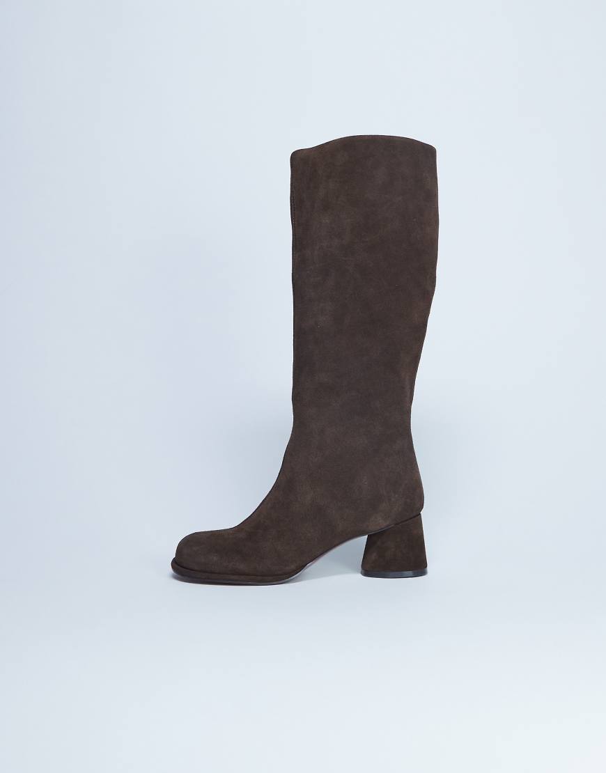 Topshop - Thea - Kniehohe Stiefel aus echtem Wildleder in Schokobraun mit Blockabsatz-Brown von Topshop