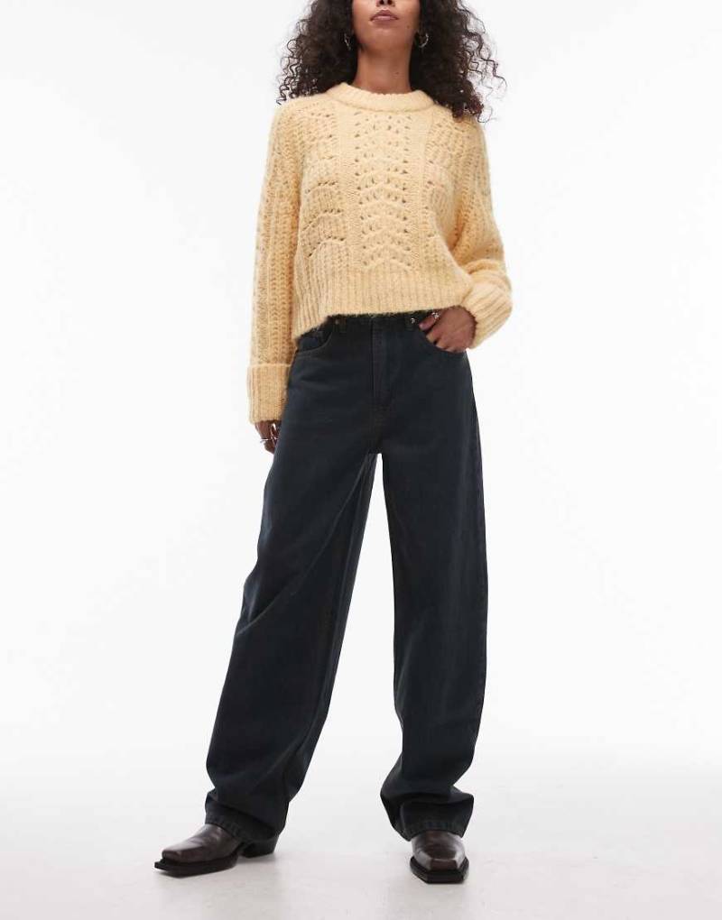 Topshop - Tief sitzende Skater-Jeans in Mitternachtsblau von Topshop