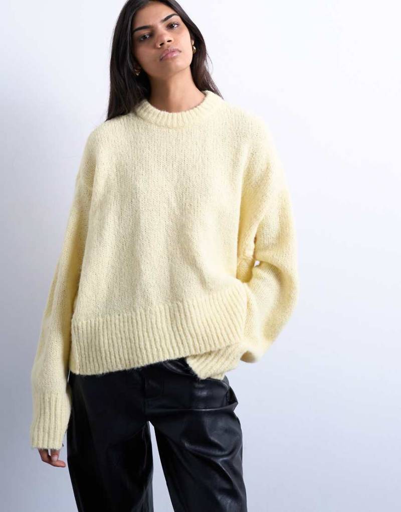Topshop - Ultimate - Flauschiger Strickpullover aus Wollmix in Buttermilchgelb von Topshop