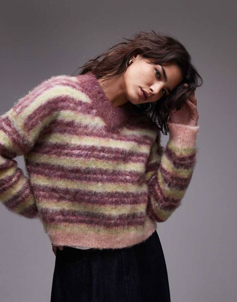 Topshop - Ultra-flauschiger Strickpullover mit mehrfarbigen Streifen und hohem V-Ausschnitt-Bunt von Topshop