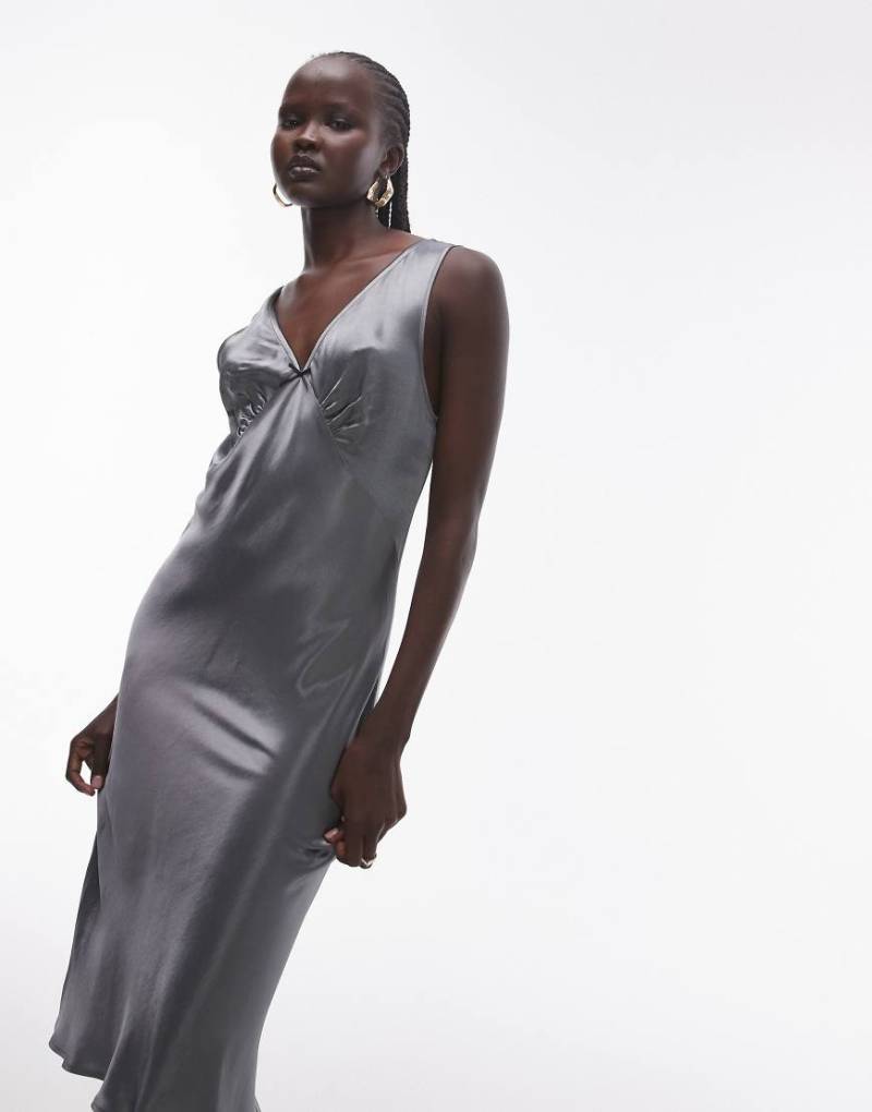 Topshop - Vintage-Trägerkleid in Grau in ungewöhnlicher Länge von Topshop