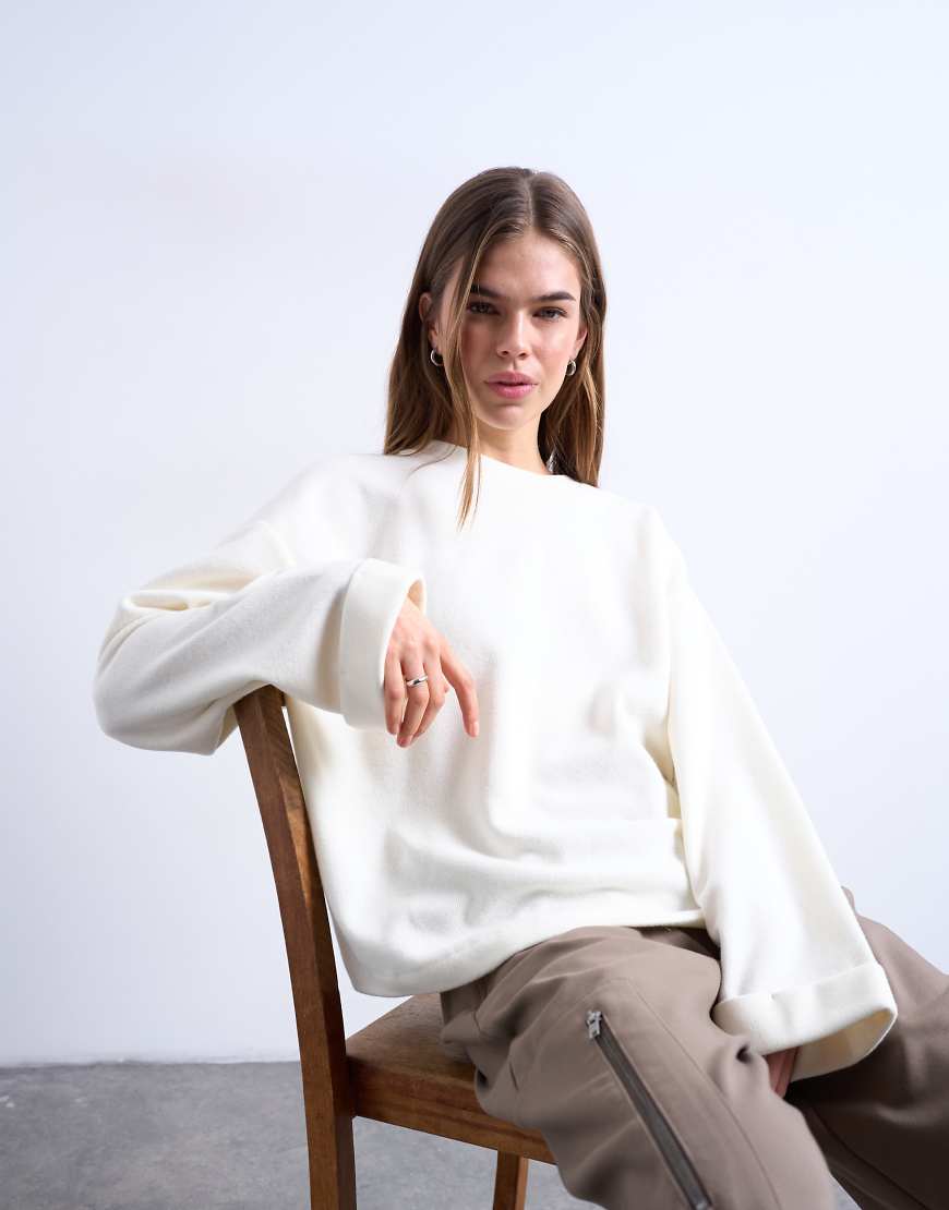 Topshop - Weiches Skater-T-Shirt in Elfenbeinweiß mit weiten Ärmeln von Topshop