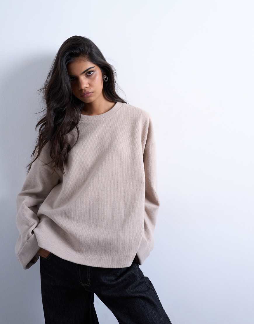 Topshop - Weiches Skater-T-Shirt in Taupe mit weiten Ärmeln-Neutral Topshop - Weiches Skater-T-Shirt in Taupe mit weiten Ärmeln-Neutral von Topshop